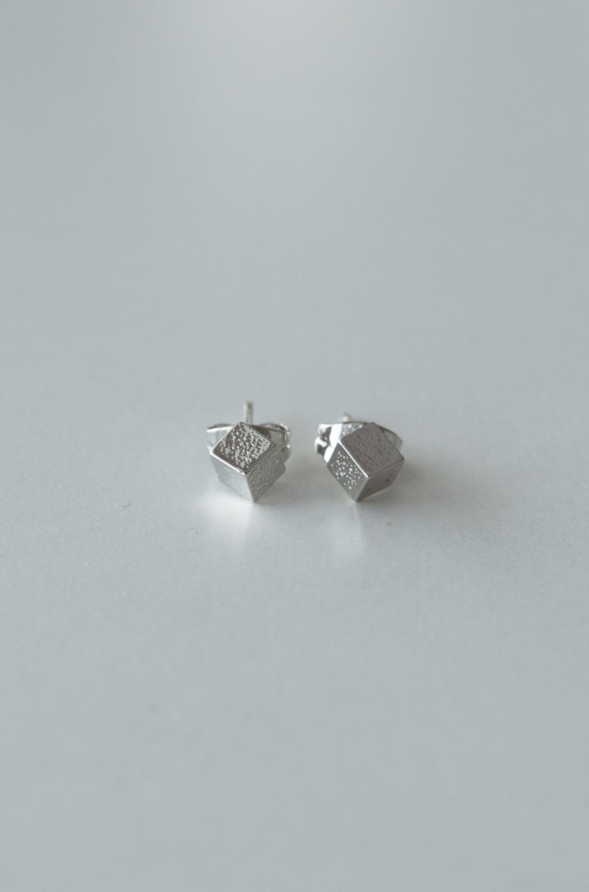 mini textured cube stud earrings